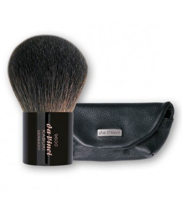 KABUKI POWDER BRUSH IN LEATHER SLEEVE