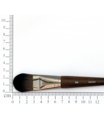 FOUNDATION BRUSH MEDIUM