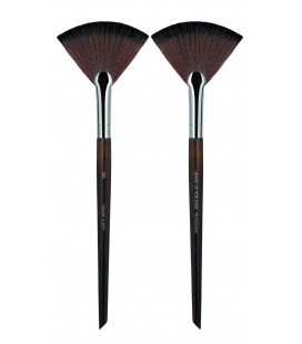 POWDER FAN BRUSH MEDIUM